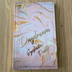 🆕City Color Daydream 18 Eyeshadow Pallet🆕